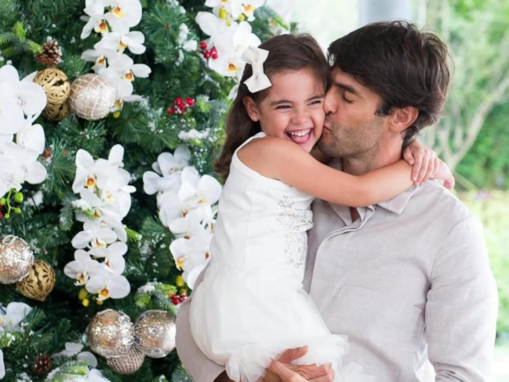 Kaká se derrete em homenagem à filha Esther: “um presente do Senhor”